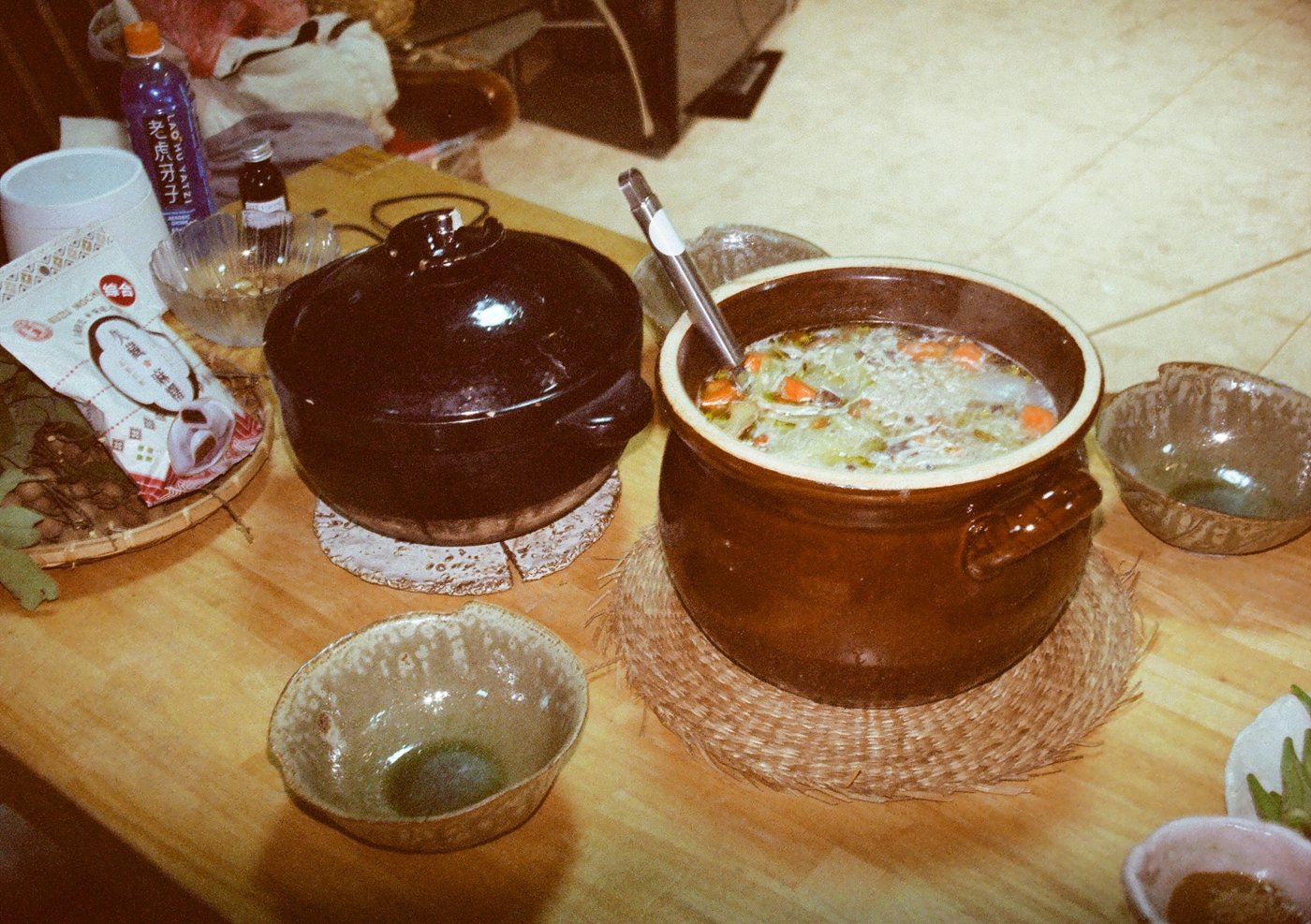 拔林の食卓 ·「同じ庭を囲んで」に関連する記録